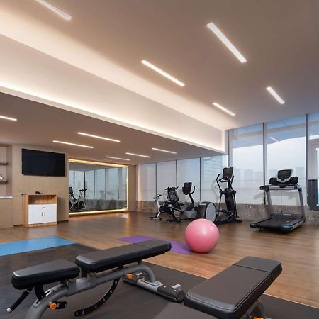 Hilton Garden Inn Zibo Zhangdian Bagian luar foto