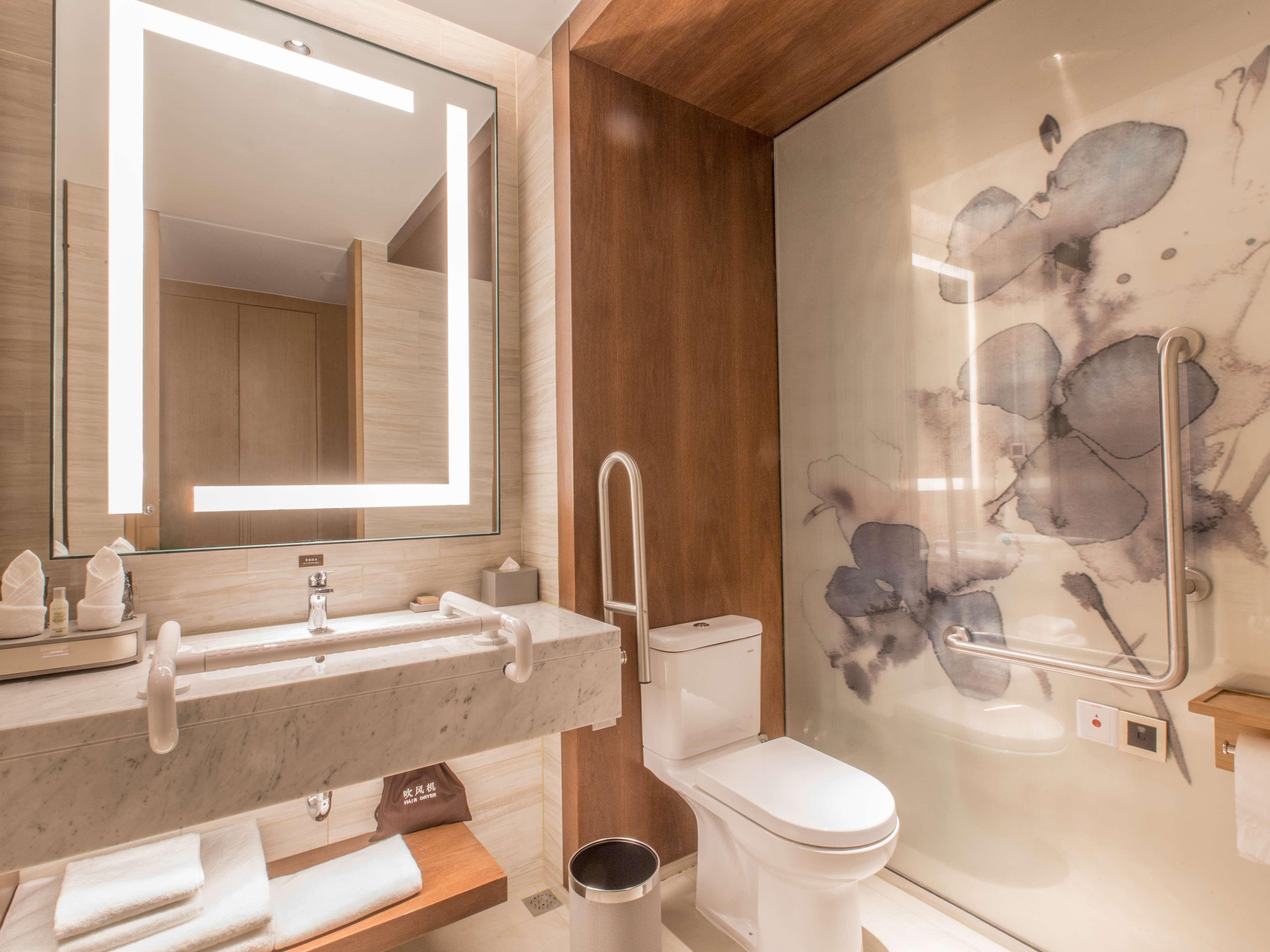 Hilton Garden Inn Zibo Zhangdian Bagian luar foto