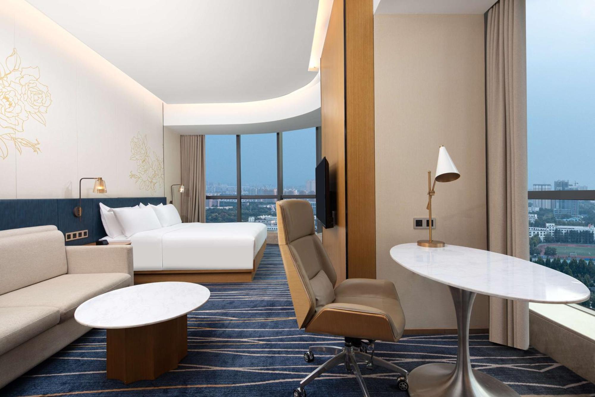 Hilton Garden Inn Zibo Zhangdian Bagian luar foto