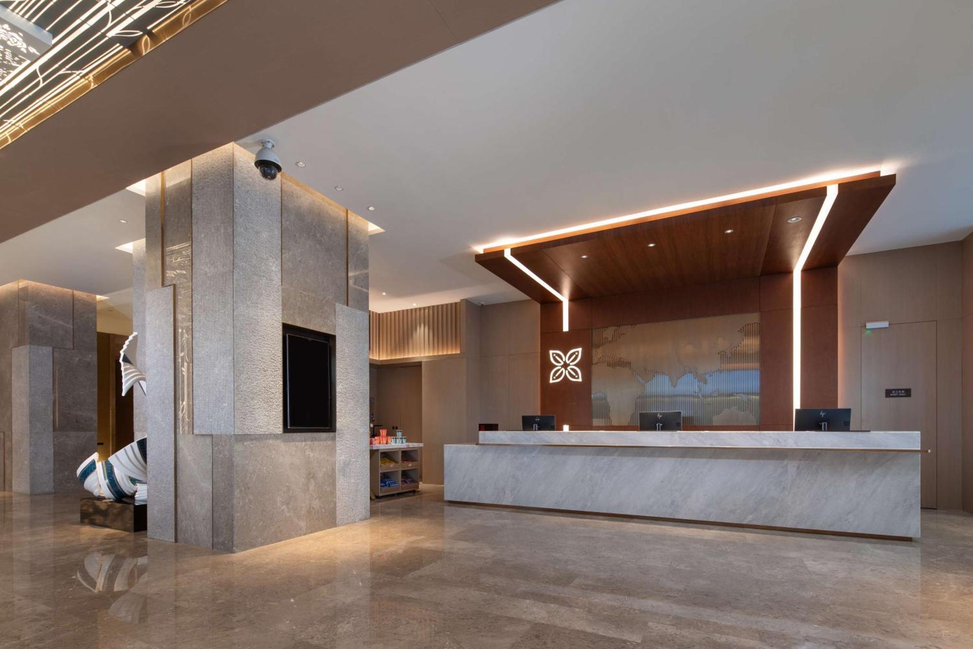 Hilton Garden Inn Zibo Zhangdian Bagian luar foto