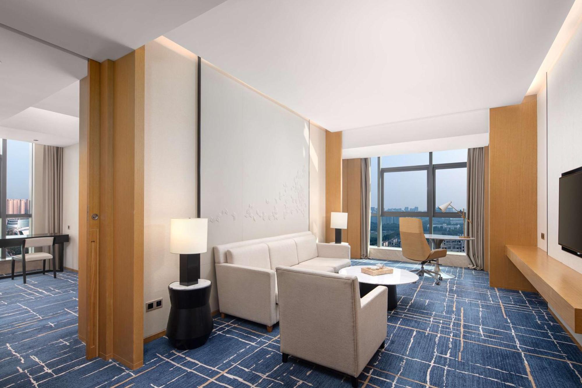 Hilton Garden Inn Zibo Zhangdian Bagian luar foto